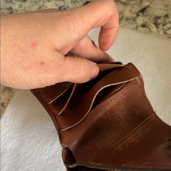 Louis Vuitton Monogram Wallet - Picture 9 of 15